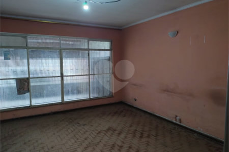 Casa Térrea à venda com 3 quartos em Vila Mariza Mazzei, São Paulo, SP