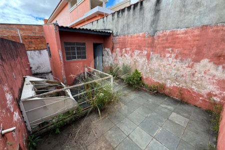 Casa à venda ou para alugar com 2 quartos, sendo 1 suíte, em Jardim Fogaça, Itapetininga, SP