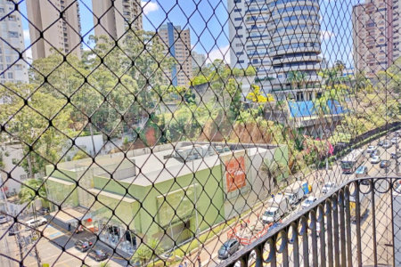 Apartamento à venda com 4 quartos, sendo 3 suítes,  em Vila Andrade, São Paulo, SP