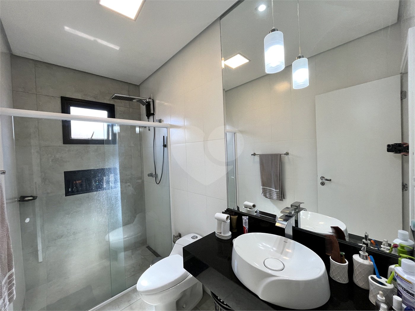 Casa à venda com 3 suítes no condomínio Village Ipanema 1, Araçoiaba da Serra - SP