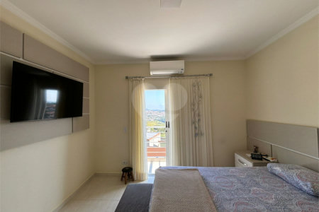 Casa à venda com 3 quartos, sendo 1 suíte, em Jardim Paulista, Atibaia, SP