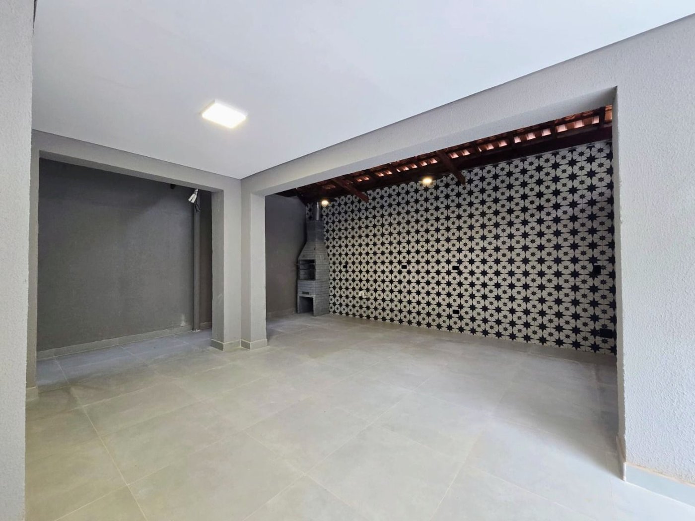 Casa com 2 dormitórios à venda, 89 m² por R$ 700.000,00 - Marapé - Santos/SP
