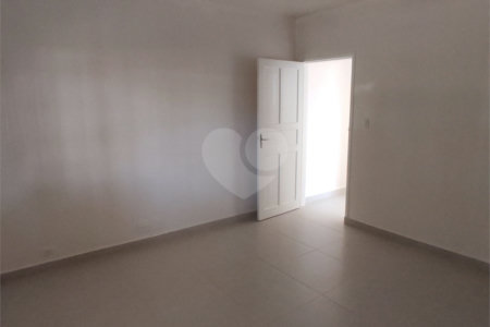 Sobrado à venda com 3 quartos em Santo Amaro, São Paulo, SP