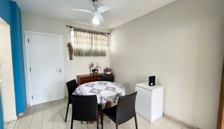 Apartamento de 1 Dormitório na Quadra da Praia das Pitangueiras – Localização Privilegiada!