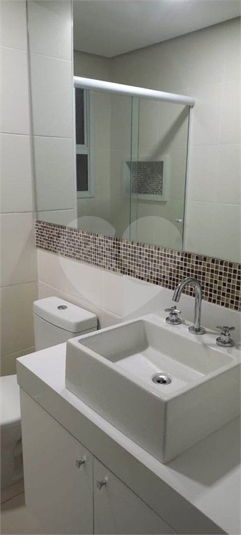 Apartamento à venda com 3 quartos, sendo 1 suíte,  em Parque Santana, Mogi das Cruzes, SP