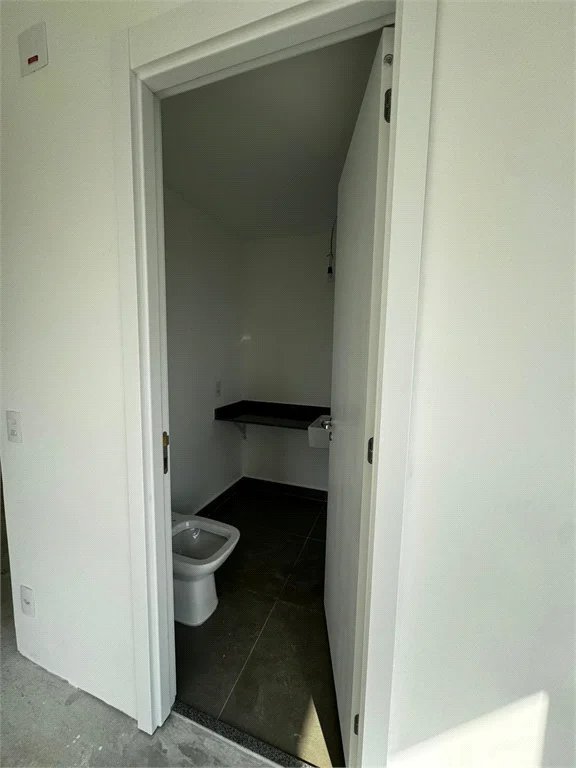 Apartamento à venda com 2 suítes em Pinheiros, São Paulo, SP