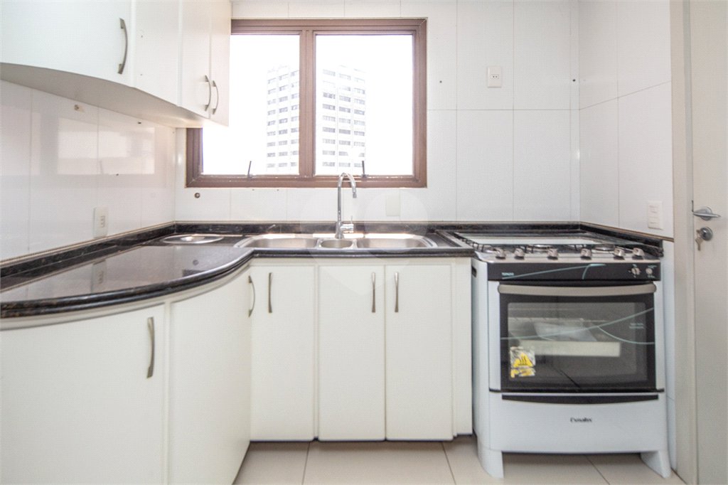 Apartamento à venda com 3 suítes em Alto da Boa Vista, São Paulo, SP