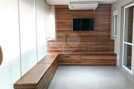 Apartamento 204 m² à Venda - Mooca, 4 suítes 4 vagas,Condominio Clube.