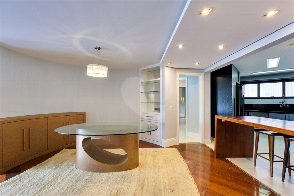 Apartamento à venda com 4 quartos, sendo 3 suítes, em Granja Julieta, São Paulo, SP
