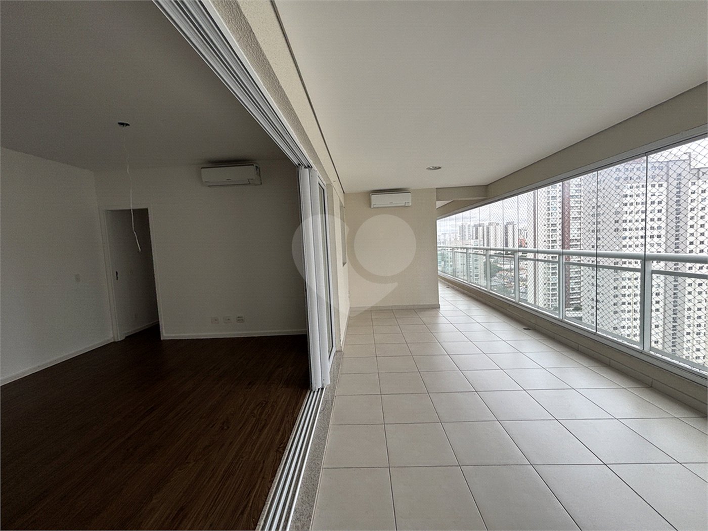 Apartamento à venda com 4 quartos, sendo 2 suítes, em Barra Funda, São Paulo, SP