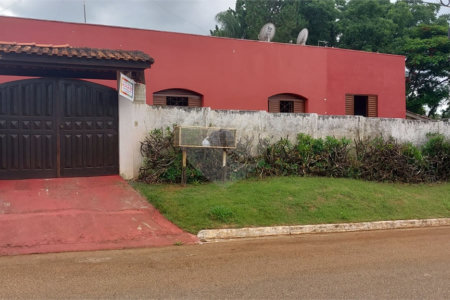 Chácara à venda com 4 quartos no Centro, Araçoiaba da Serra, SP
