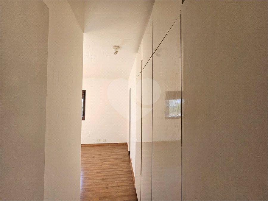 Apartamento para alugar com 3 quartos, sendo 1 suíte, em Alto da Boa Vista, São Paulo, SP