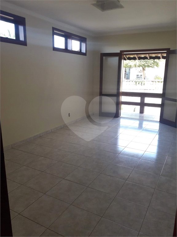 Casa à venda com 3 quartos, sendo 1 suíte, no condomínio Parque da Fazenda, Itatiba - SP