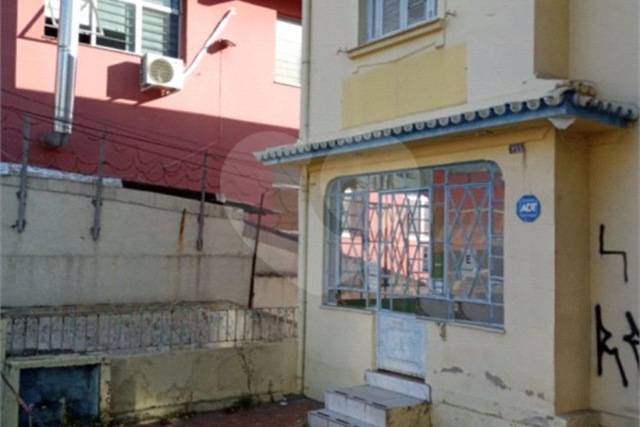Prédio inteiro à venda em Santana, São Paulo, SP
