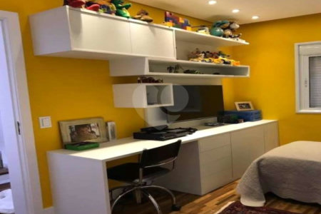 Casa à venda com 4 suítes em Vila São Silvestre, São Paulo, SP