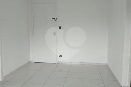Apartamento à venda com 3 quartos em Jardim Umuarama, São Paulo, SP