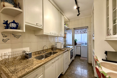 Apartamento à venda com 3 suítes em Campo Belo, São Paulo, SP