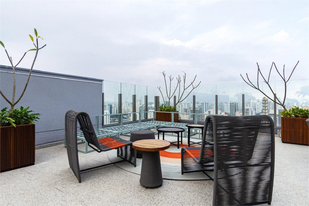 Apartamento à venda com 3 suítes em Jardim das Acácias, São Paulo, SP