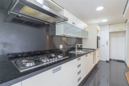 Apartamento à venda com 2 suítes em Pinheiros, São Paulo, SP