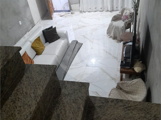 Sobrado à venda com 3 suítes em Água Fria, São Paulo, SP