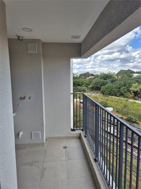 Apartamento à venda com 3 quartos, sendo 1 suíte, em Vila Anastácio, São Paulo, SP