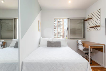 Apartamento à venda com 4 quartos, sendo 1 suíte, em Vila Cordeiro, São Paulo, SP