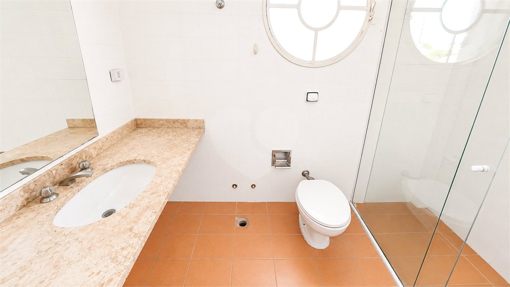 Apartamento à venda com 4 quartos, sendo 1 suíte, em Alto da Boa Vista, São Paulo, SP