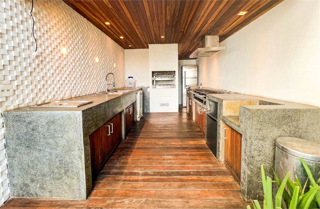 Casa à venda ou para alugar com 5 suítes em Joá, Rio de Janeiro, RJ