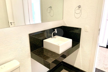 Apartamento à venda com 4 suítes em Jardim Marajoara, São Paulo, SP