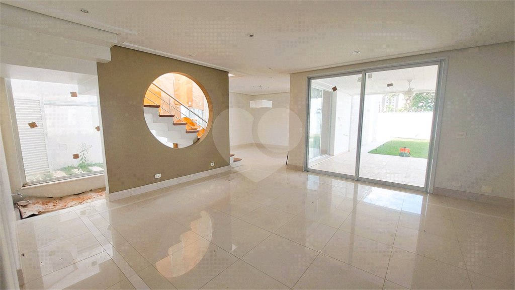 Casa à venda com 3 suítes no condomínio Ângelo Vial, Sorocaba - SP