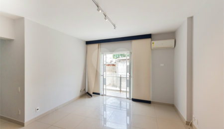 Apartamento à venda com 2 quartos, sendo 1 suíte,  em Tijuca, Rio de Janeiro, RJ