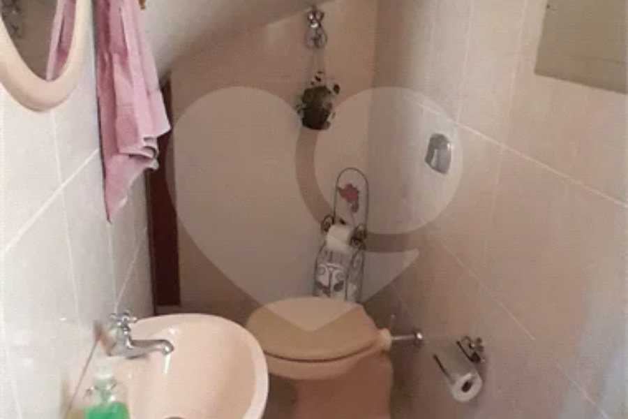 Sobrado à venda com 3 quartos, sendo 1 suíte, em Vila Isabela, Campos do Jordão, SP