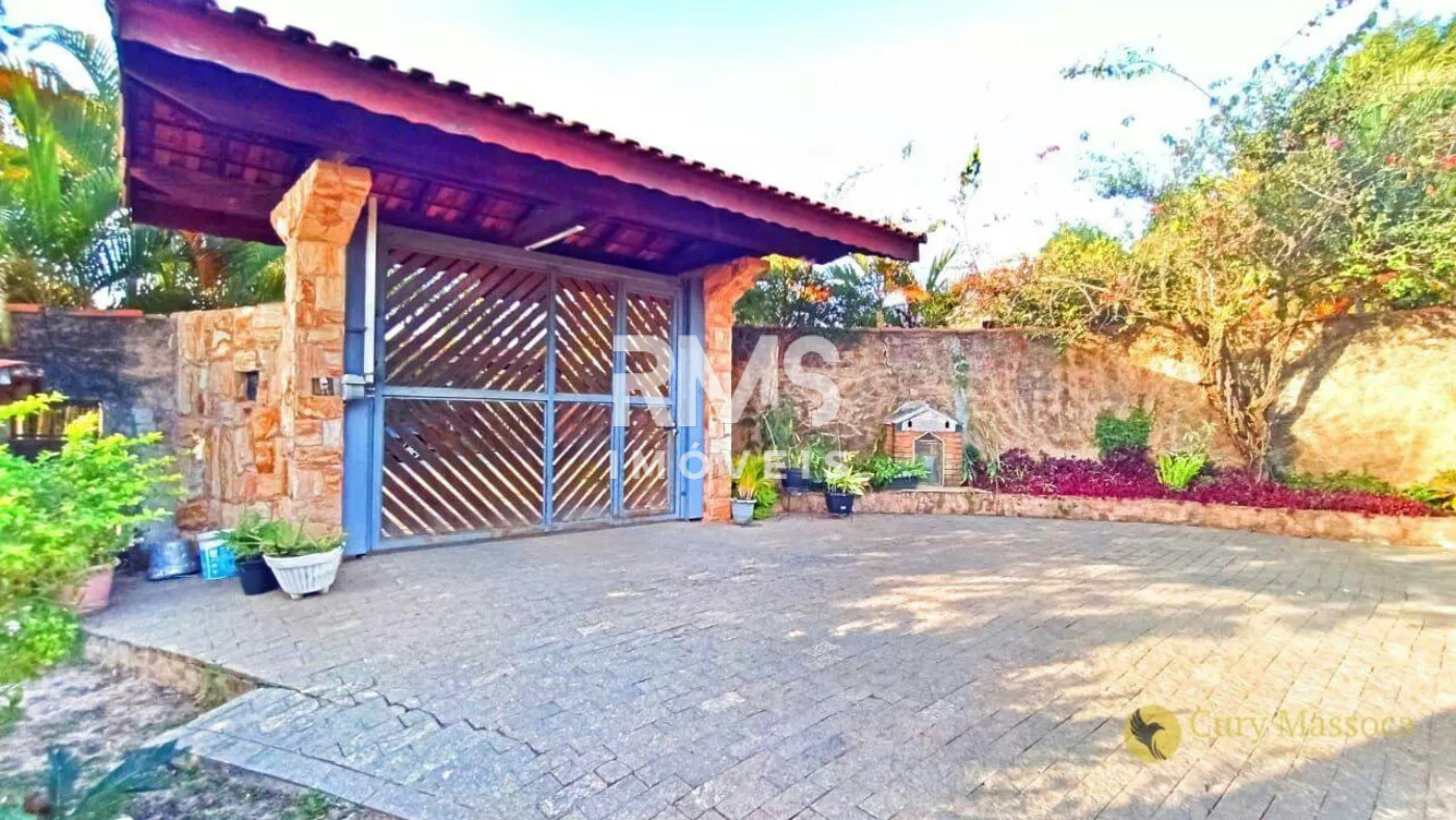 Chácara à venda com 4 quartos, sendo 2 suítes,  em Chácara Sete Quedas, Itu, SP