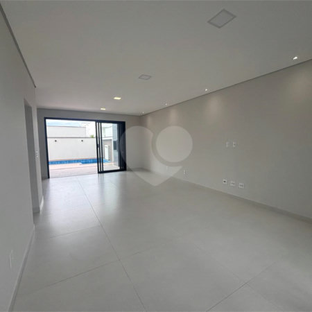Casa à venda com 3 suítes no condomínio Campos do Conde I e II, Sorocaba - SP