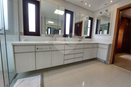 Elegância e conforto na melhor localização da City América!