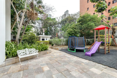 Apartamento à venda com 4 quartos, sendo 2 suítes, em Brooklin, São Paulo, SP