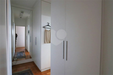 Apartamento à venda com 3 suítes em Vila Suzana, São Paulo, SP