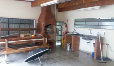 Casa à venda ou para alugar com 8 quartos em Chácara Santo Antônio, São Paulo, SP