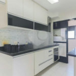 Apartamento à venda com 3 quartos, sendo 1 suíte,  em Cidade São Francisco, São Paulo, SP
