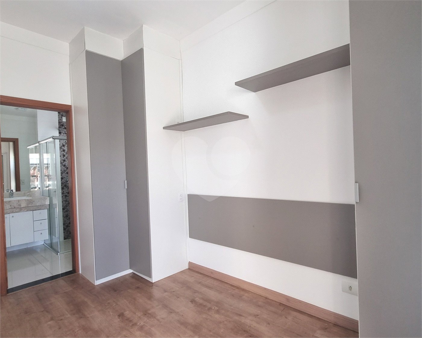 Casa à venda com 4 suítes no condomínio Mont Blanc, Sorocaba - SP