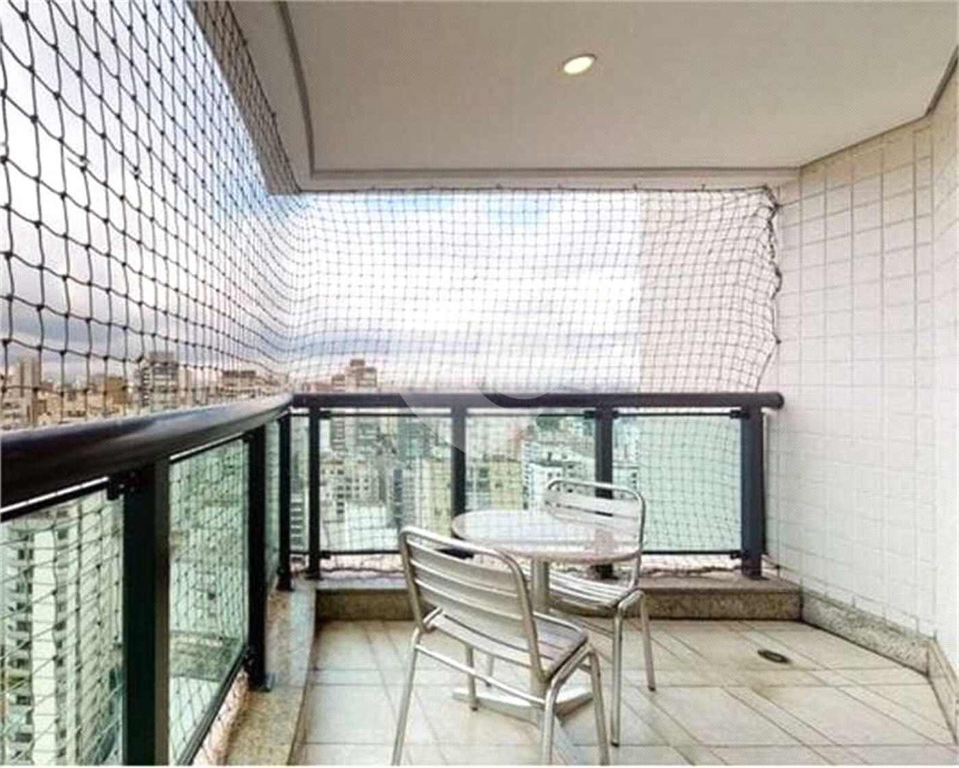 Apartamento à venda ou para alugar com 2 quartos, sendo 1 suíte,  em Paraíso, São Paulo, SP