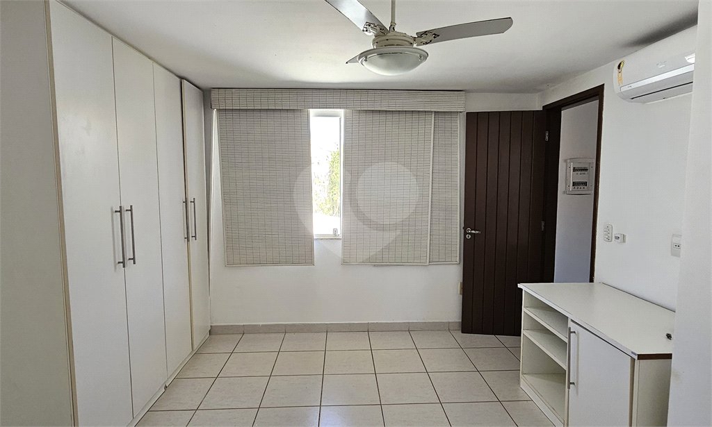Casa à venda com 7 quartos, sendo 4 suítes,  em Praia Rasa, Armação dos Búzios, RJ