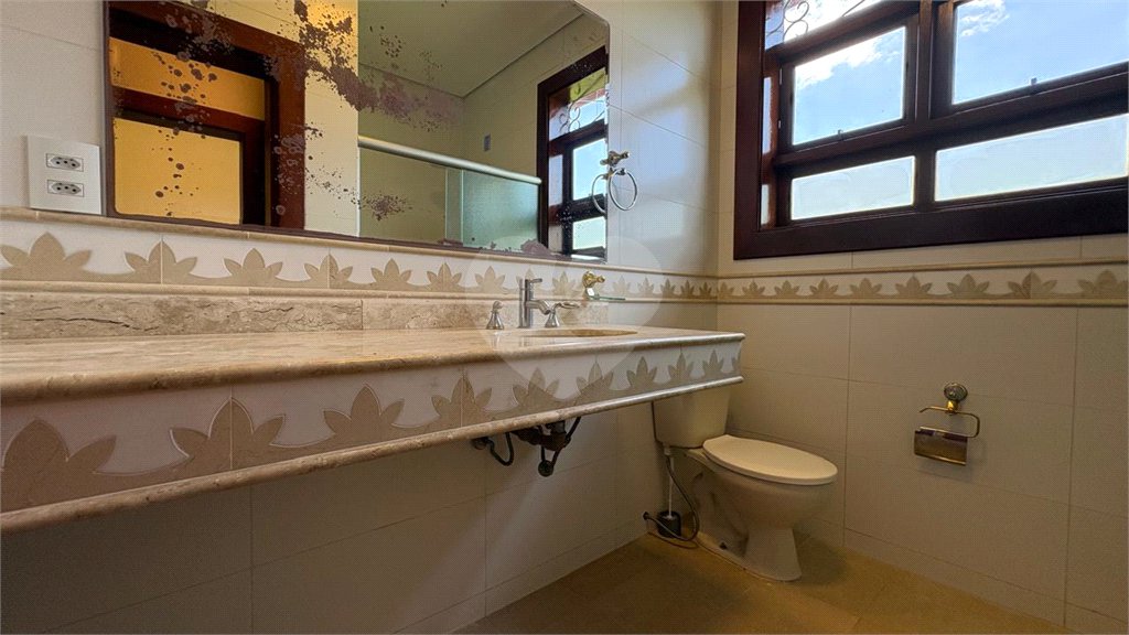 Casa à venda com 4 suítes no condomínio Vivendas do Lago, Sorocaba - SP