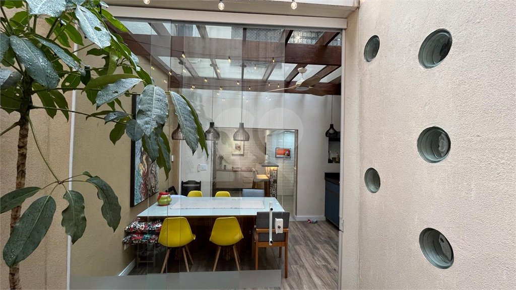 Sobrado à venda com 2 quartos em Vila Uberabinha, São Paulo, SP