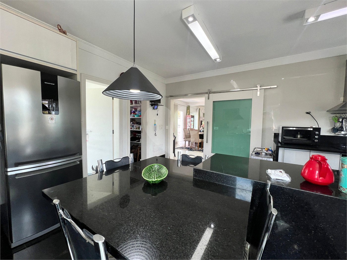 Casa à venda com 3 suítes no condomínio Quinta de Santo Antônio, São Paulo - SP