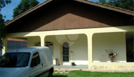 Casa à venda com 3 quartos, sendo 2 suítes,  em Vista Alegre, Vinhedo, SP