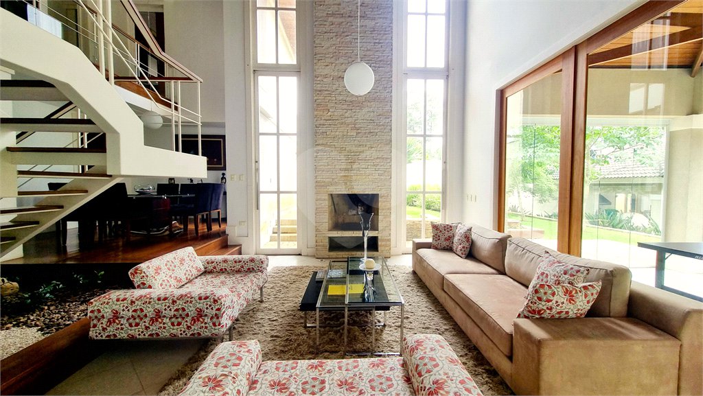 Casa à venda ou para alugar com 5 suítes em Serra da Cantareira, Mairiporã, SP