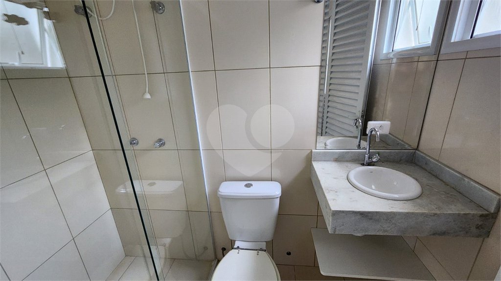 Casa à venda com 5 quartos, sendo 2 suítes, no condomínio Residencial Jardim Primavera, Louveira - SP