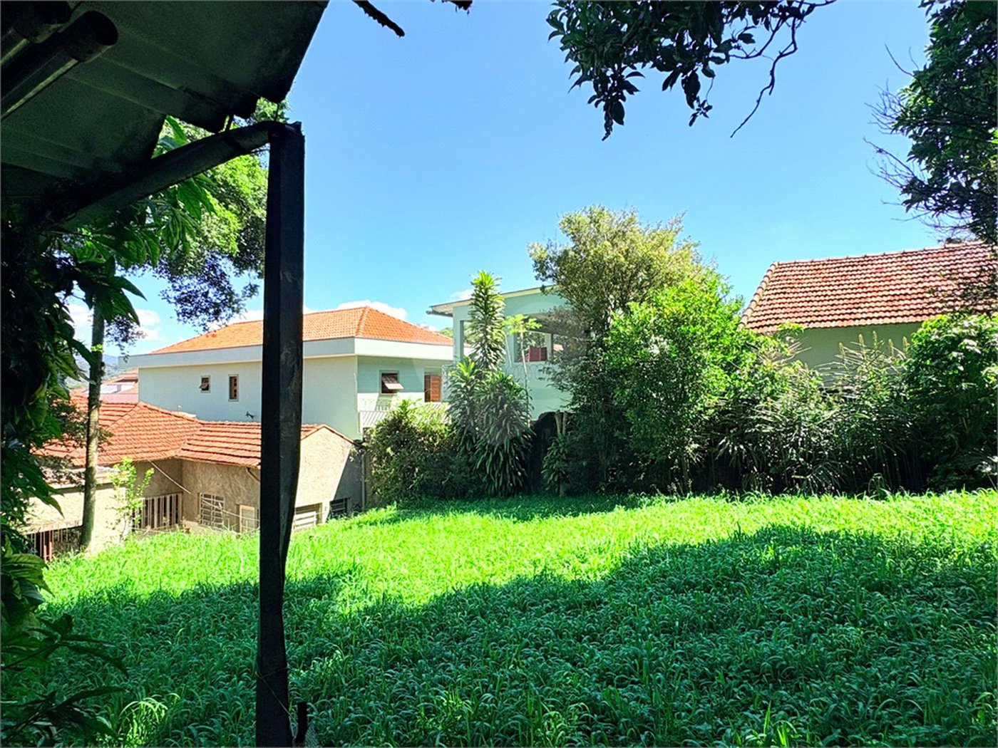 Casa Térrea à venda com 3 quartos, sendo 1 suíte, em Jardim Floresta, São Paulo, SP