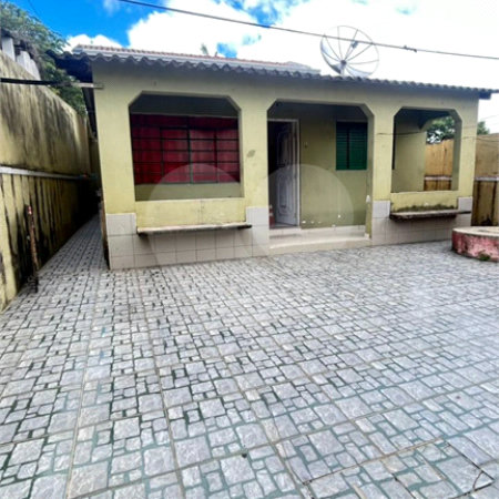 Sobrado à venda com 5 quartos em Pununduva, Cotia, SP